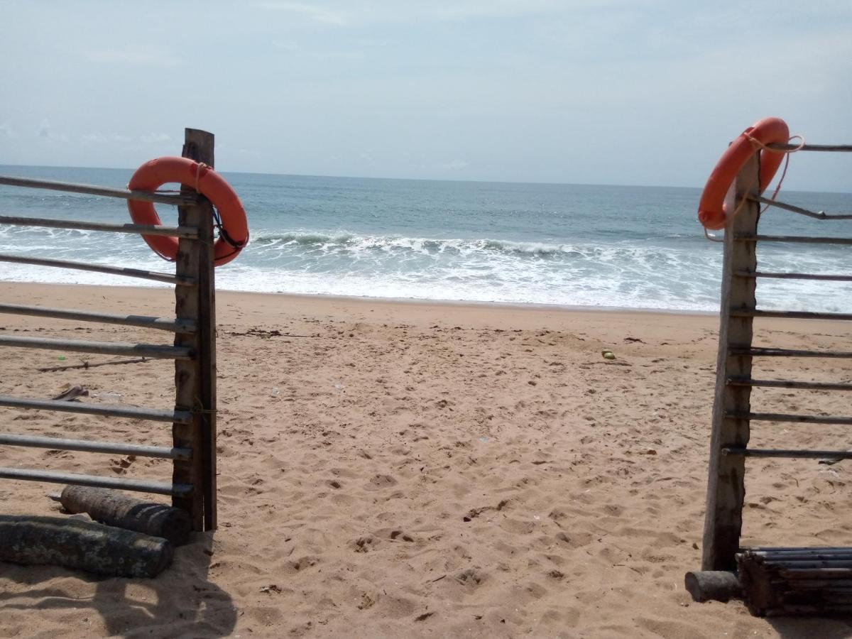 Piccola Beach Sassako Begniny Esterno foto
